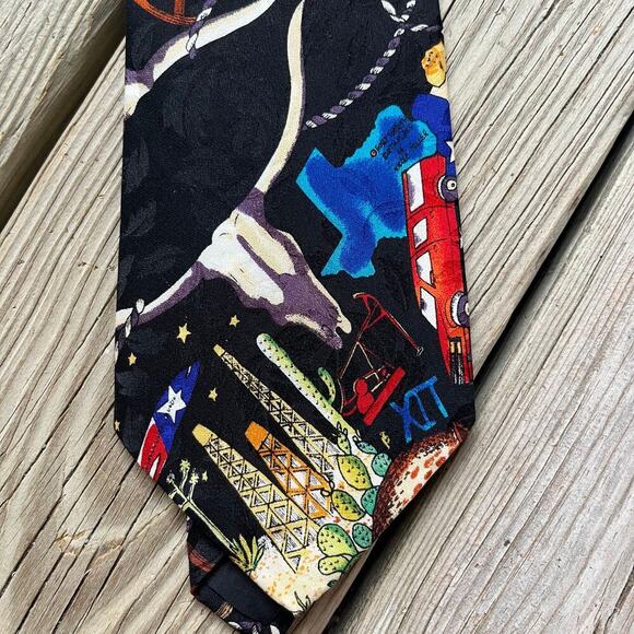 Nicole Miller Vintage Texas Theme Necktie Hand Sewn 100% Silk - Picture 7 of 10
